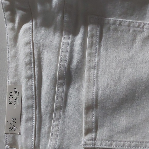 Liverpool Hanna crop flare women's Bone white size 16/33 - Picture 11 of 13
